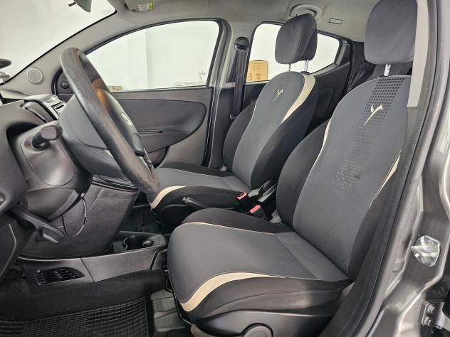 Lancia Ypsilon 1.2 69 CV 5 porte GPL Ecochic Elefantino - Foto 7