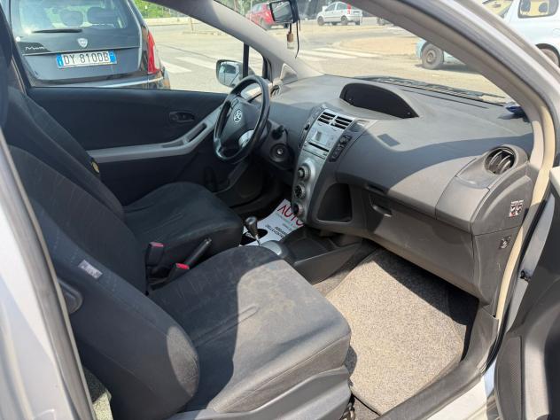 Toyota Yaris 1.4 D-4D 3 porte M-MT Navi - Foto 8