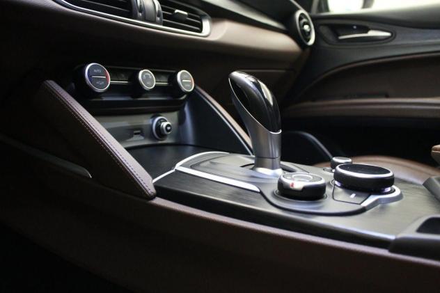 Alfa Romeo Stelvio 2.2 Turbodiesel 210 CV AT8 Q4 Super - Foto 2