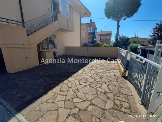 BORGO SANTA MARIA / PU – APPARTAMENTO CON TAVERNA SU CASA BIFAMILIARE (NUDA PROPRIETA') - Foto 15