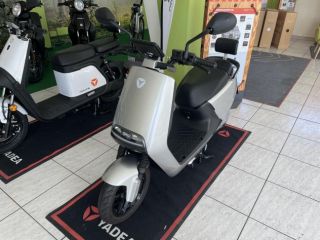 Yadea G5S null