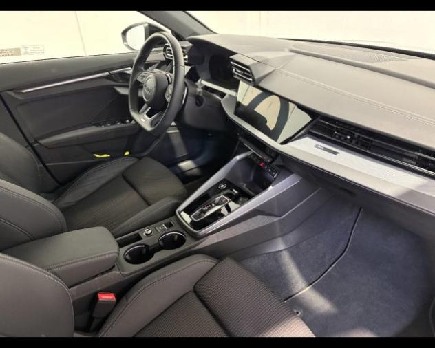 AUDI A3 Sportback 2.0 TDI S-TRONIC S-LINE EDITION rif. 23711362 - Foto 4