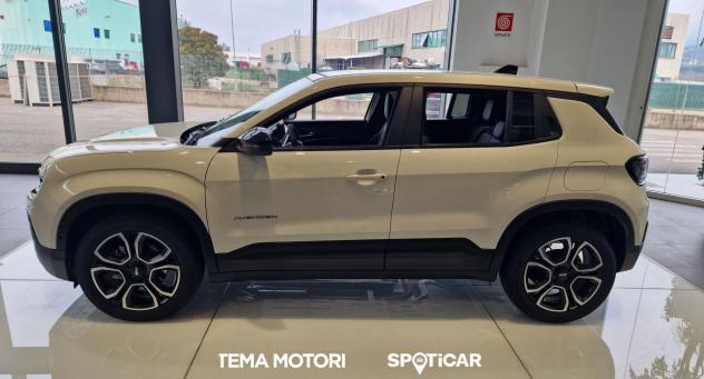 Jeep Avenger 1.2 turbo e-hybrid mhev Summit fwd 110cv edct6 - Foto 2