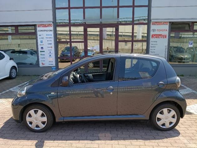 TOYOTA Aygo 1.0 12V VVT-i 5 porte Now Connect rif. 23932010 - Foto 8