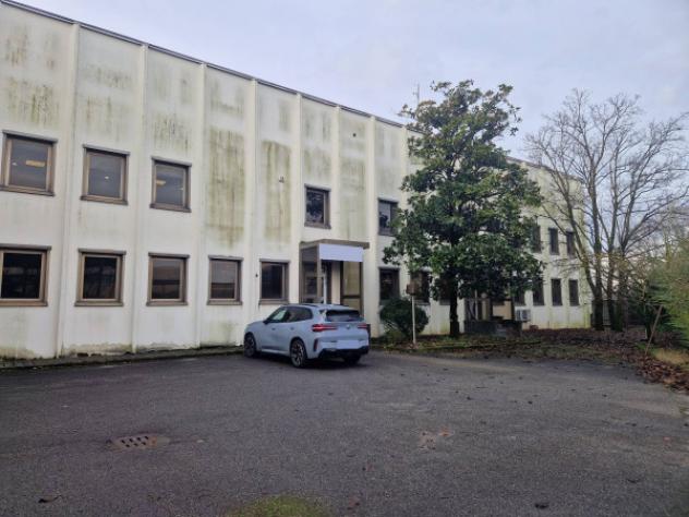 Immobile di 2463 m² con più di 5 locali in vendita a Baranzate - Foto 4