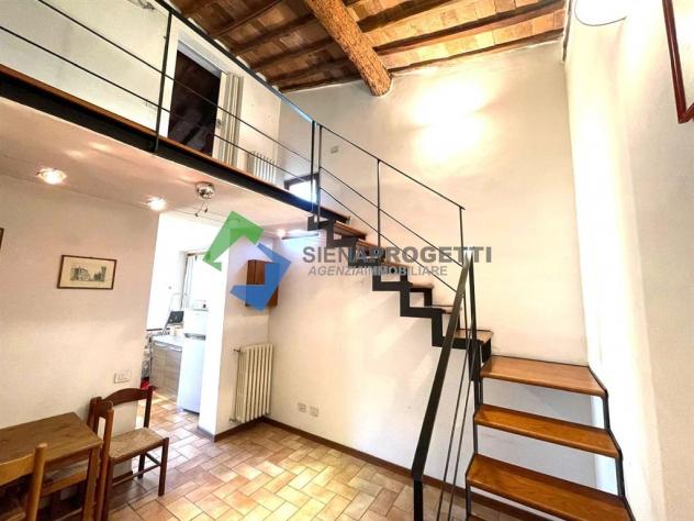 SIENA CENTRO STORICO – CONTRADA DEL BRUCO | APPARTAMENTO RISTRUTTURATO CON SOPPALCO - Foto 5