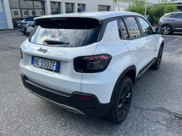 Jeep Avenger Avenger 1.2 turbo e-hybrid mhev Black Edition fwd 110cv edct6 - Foto 8