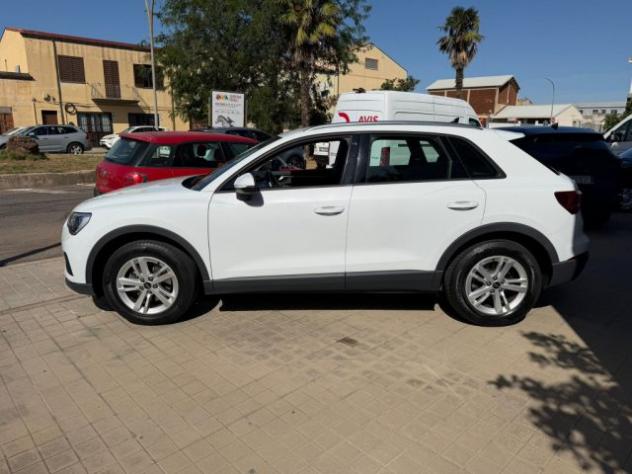 AUDI Q3 35 TDI S tronic Business rif. 24065145 - Foto 4