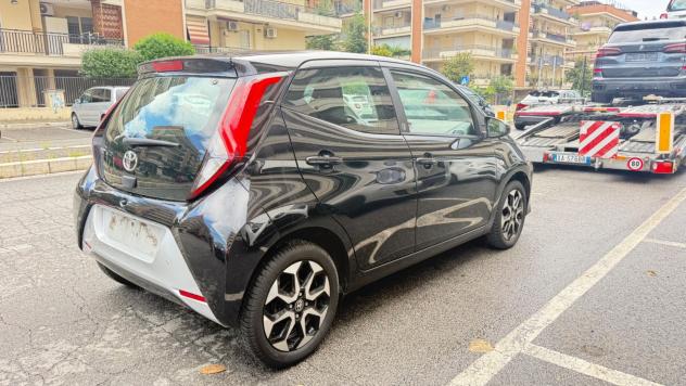 Toyota Aygo Connect 1.0 VVT-i 72 CV 5 porte x-play LED NAVI KAMERA PDC CERCHI 16 BLUETOOTH - Foto 6