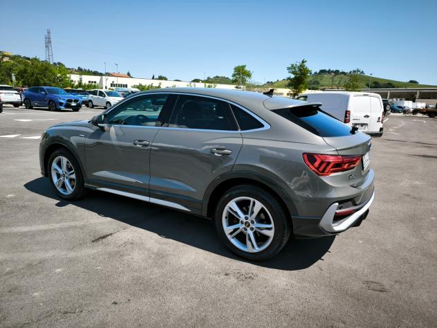 Audi Q3 SPB 35 TDI quattro S tronic line edition - Foto 4