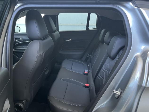 Jeep Avenger Avenger 1.2 turbo Summit fwd 100cv - Foto 8
