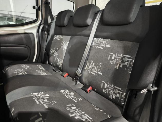 Fiat Qubo Benzina Metano Neopatentati - Foto 9