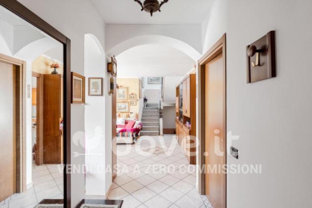 Villa di 145 m² con 4 locali e box auto doppio in vendita a Porto Valtravaglia - Foto 12