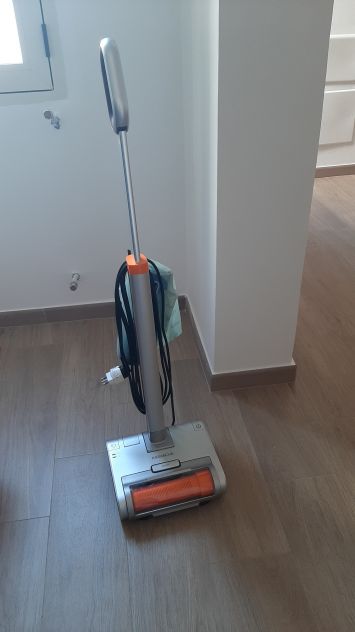 Aspirapolvere 2 in 1 con scopa a vapore, 1500 w