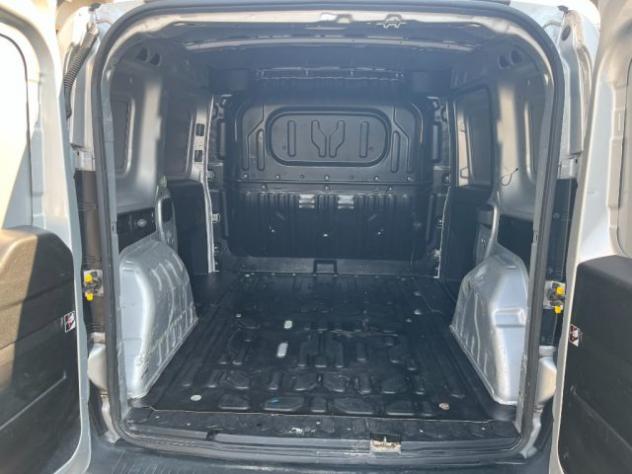 FIAT Doblo Doblò 1.3 MJT PC-TN Cargo Lamierato SX rif. 23877610 - Foto 8