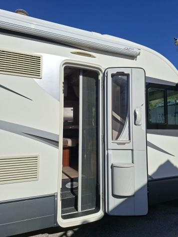 MOTORHOME MOBILVETTA DUCATO SEMIDINETTE LETTI GEMELLI BASCULANTE GARAGE CLIMATIZZATORE FOTOVOLTAICO CAMPEGGIO CAMPER USATI GENERALI 1801 - Foto 5