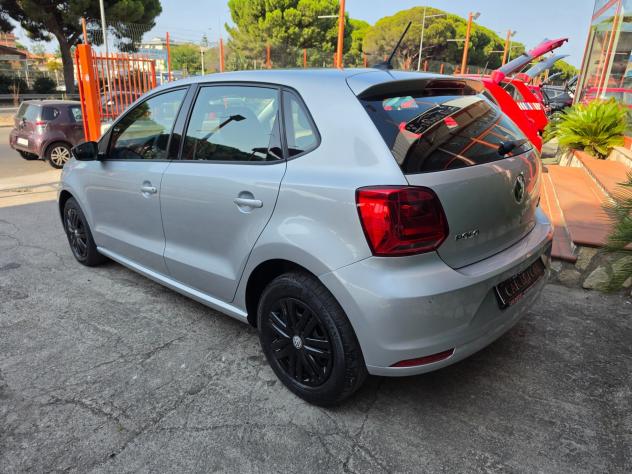 Volkswagen Polo 1.4 diesel 07/2015 cv75 - Foto 5