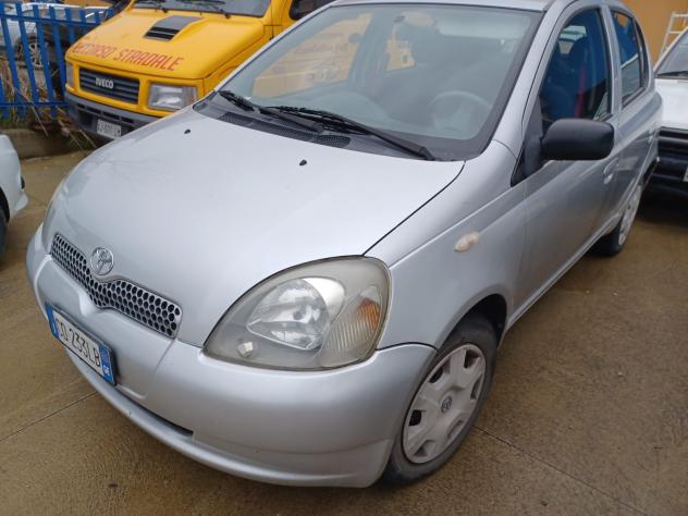 Toyota Yaris 1.3i 16V cat 5 porte Luna '03