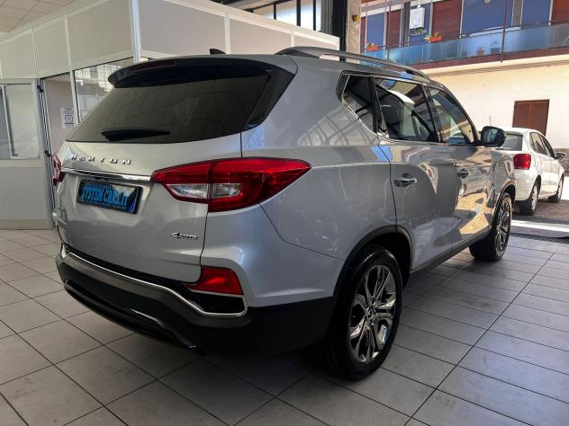SsangYong Rexton 2.2 181CV Icon 4WD AUTOMATICA - 24 MESI GARANZIA - Foto 4