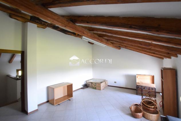 CASA INDIPENDENTE di 5 vani e di 120 mq (MONTEBELLUNA) rif. ZI146_1 - Foto 7
