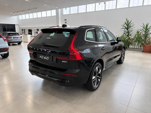 Volvo XC60 B5 AWD automatico Core - Offerta Autocarro con 3 Anni di Garanzia - Iva Esclusa - Foto 5