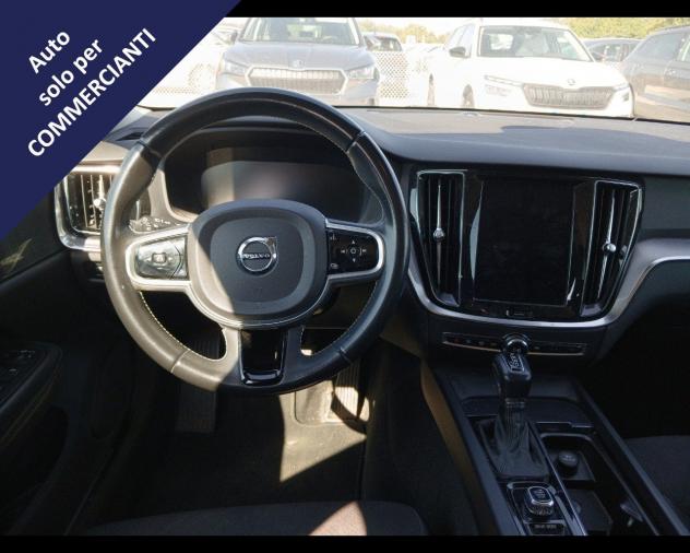 Volvo V60 (2018---) D3 Geartronic Business Plus - Foto 9