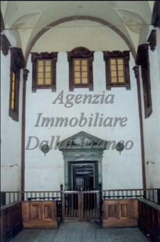 Antica e storica abbazia nelle campagne di Firenze - Foto 9