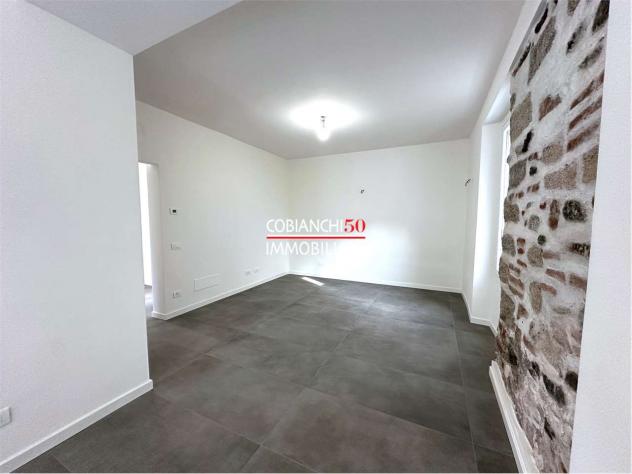 V000768 - INTRA, VILLA CON CORTILE IN CLASSE A2 - Foto 13