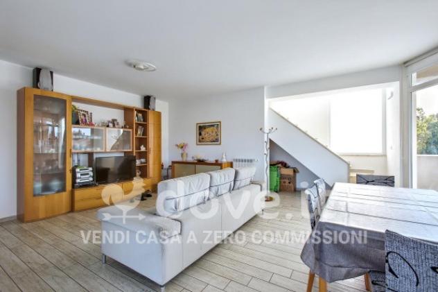 Casa indipendente di 130 m² con 4 locali in vendita a Latina - Foto 7
