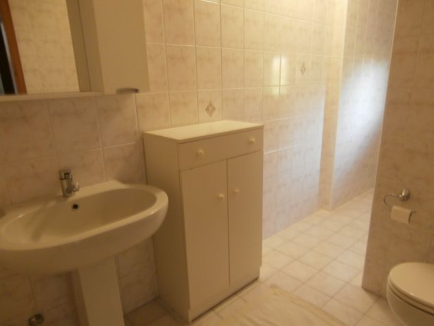 AFFITTASI CAMERA DOPPIA USO SINGOLA CON BAGNO PERSONALE / ZONA STADIUM - Foto 4