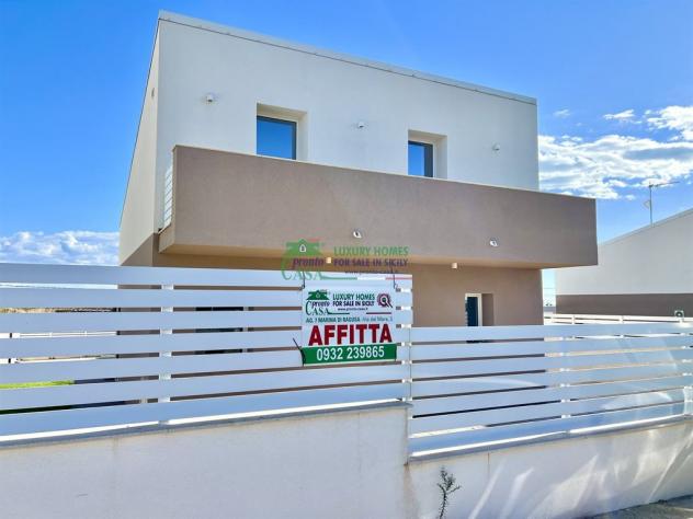 Rif. 2492 -- Villetta con giardino e piscina a Marina di Ragusa "Gatto Corvino" - Foto 2