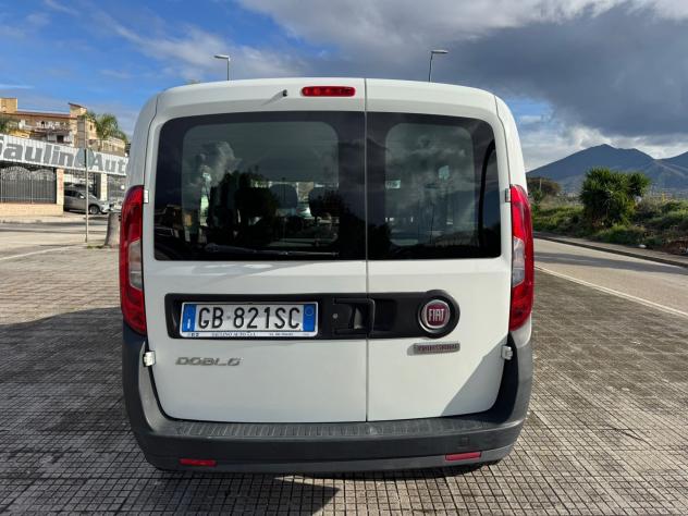 Fiat Doblo Dobl1.3 MJT S&S 5 posti Lounge - Foto 5