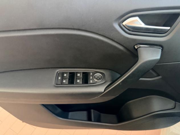Renault Captur 1.000 benz / GPL 101 CV E6 - Foto 8