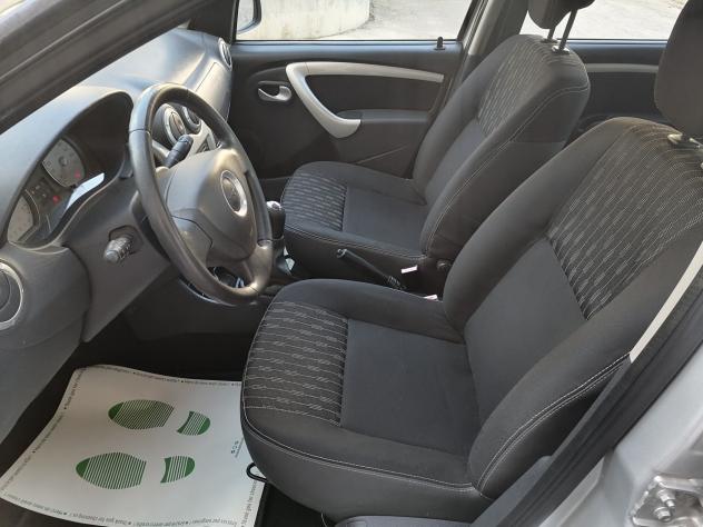 Dacia Sandero 1.2 benzina 55kw 2012 - Foto 9