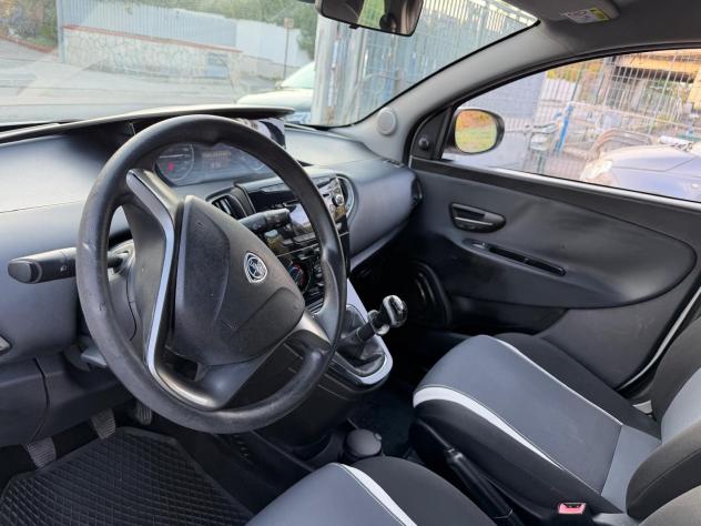 Lancia Ypsilon 1.2 69 CV 5 porte Elefantino-2015 - Foto 8