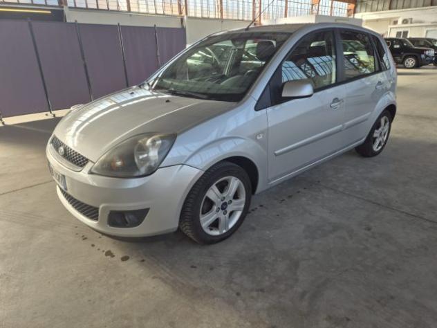 FORD Fiesta 1.2 16V 5p. Ghia rif. 24066957