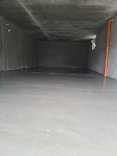 Garage in Busca.