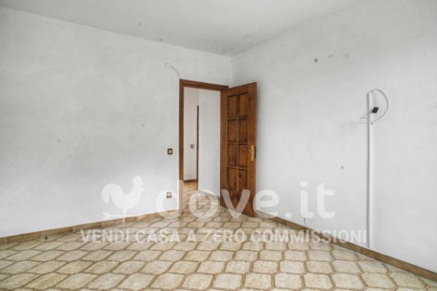 Appartamento di 110 m² con 5 locali e posto auto in vendita a Taranto - Foto 4