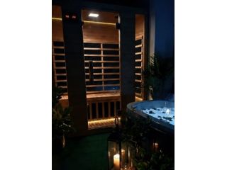 Massaggi - benessere Mascalucia - Massaggio sensoriale in Vasca Idromassaggio Tel:3451355921