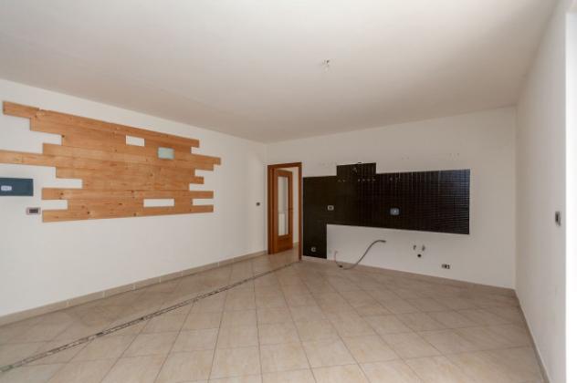 Appartamento di 68 m² con 2 locali e box auto in affitto a Castiglione Torinese - Foto 4