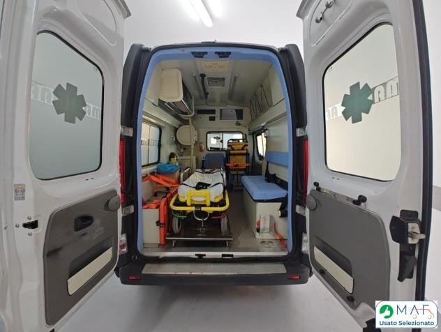 RENAULT TRAFIC AMBULANZA (ML) CV* - Foto 4