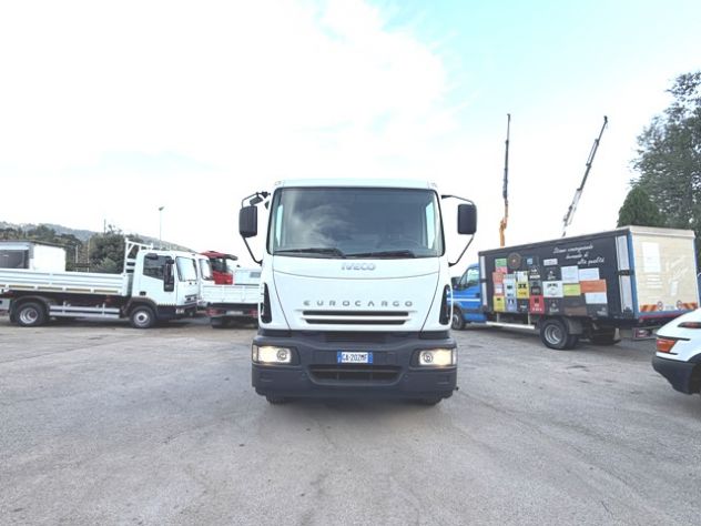 camion iveco eurocargo 180e24 k telaio - Foto 2