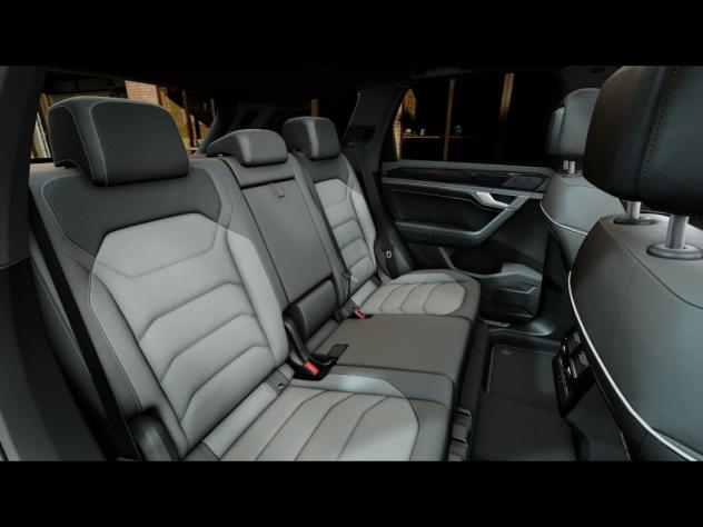 Volkswagen Touareg NUOVO 3.0 V6 TDI SCR R-LINE 231 MY 26 - Foto 9
