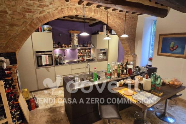 Villa di 250 m² con più di 5 locali e posto auto in vendita a Siena - Foto 11