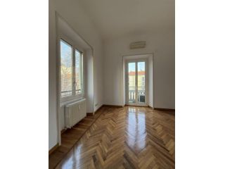 PIAZZA V GIORNATE - LUMINOSO BILOCALE