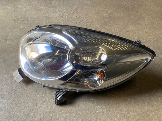 Faro anteriore SX Citroen C1 del 2010 - Foto 3