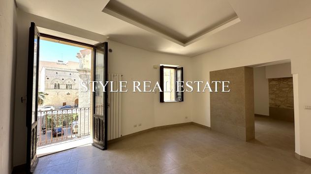 ORTIGIA ELEGANTE TRILOCALE CON TERRAZZINO - Foto 3