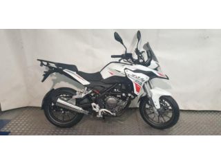 BENELLI TRK 251 .