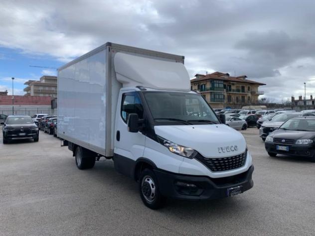 IVECO Daily Cabinato Furgonato rif. 23944786