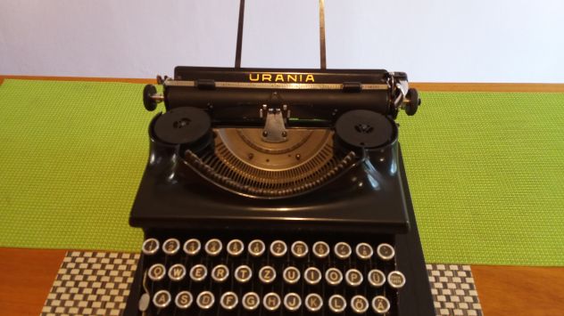 Macchina da scrivere: Urania Klein Piccola - Made in Germany - degli anni 30' - Foto 9